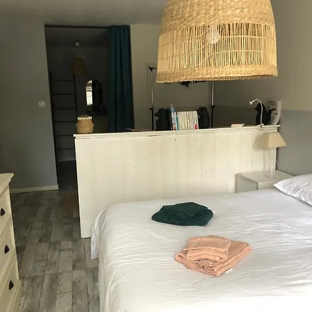 Agreable Maison Avec Piscine Vakantiehuis